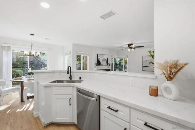 7551 Rainswept Ln, San Diego, CA 92119