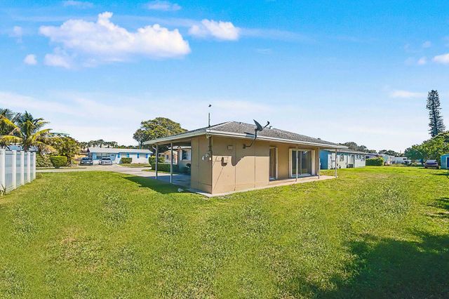 1458 8th Street, West Palm Beach, FL 33401