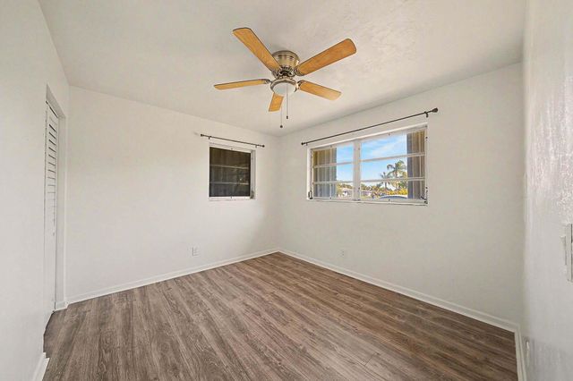 1458 8th Street, West Palm Beach, FL 33401