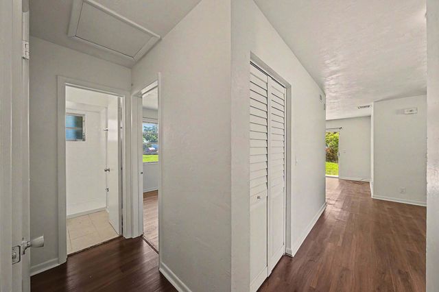 1458 8th Street, West Palm Beach, FL 33401