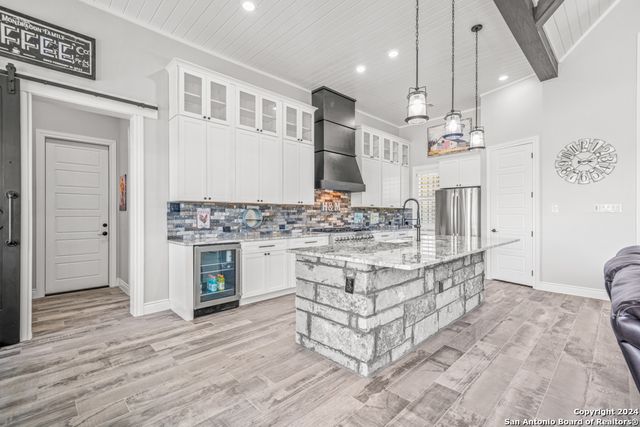 936 Cielo Rio, Pipe Creek, TX 78063