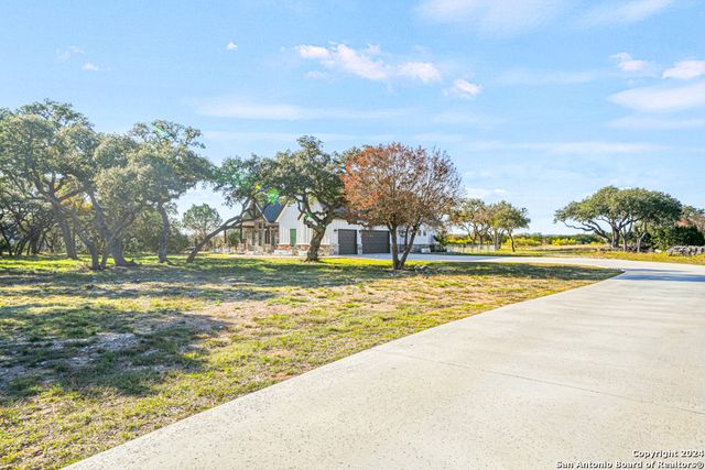 936 Cielo Rio, Pipe Creek, TX 78063