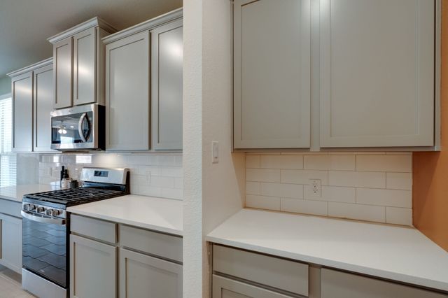 707 Ranchvale Court, Arlington, TX 76002