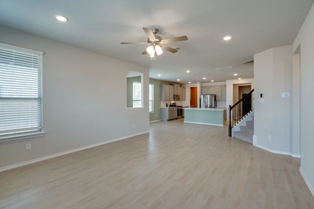 707 Ranchvale Court, Arlington, TX 76002