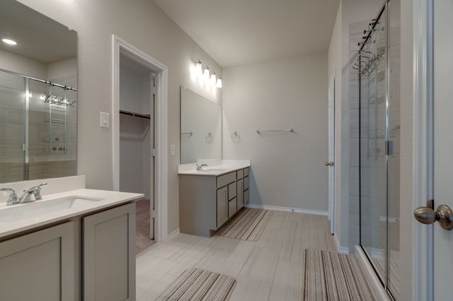 707 Ranchvale Court, Arlington, TX 76002