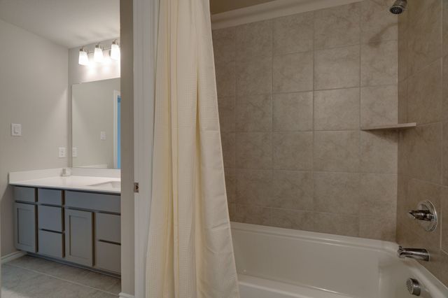 707 Ranchvale Court, Arlington, TX 76002