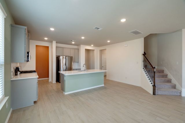 707 Ranchvale Court, Arlington, TX 76002