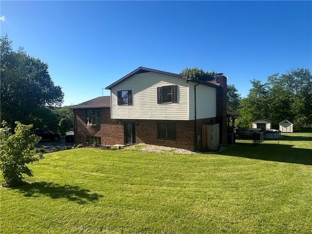 111 Longanecker Rd, Bullskin Twp, PA 15425