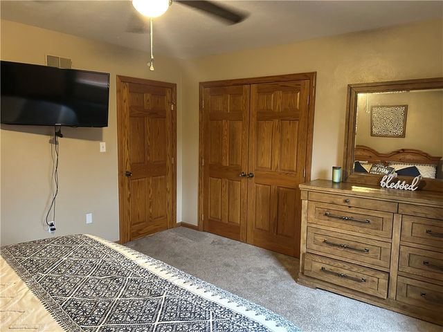 111 Longanecker Rd, Bullskin Twp, PA 15425