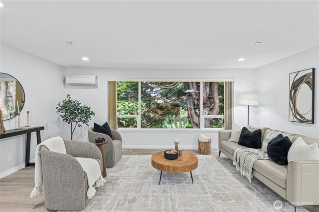 8419 109th Street SW, Lakewood, WA 98498