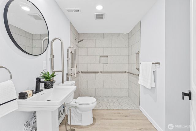 8419 109th Street SW, Lakewood, WA 98498