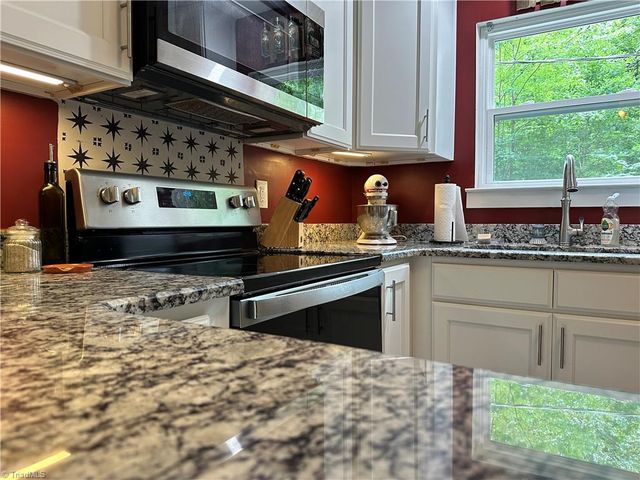 119 Barlow Circle, Winston-salem, NC 27105