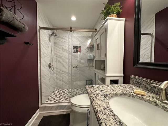 119 Barlow Circle, Winston-salem, NC 27105