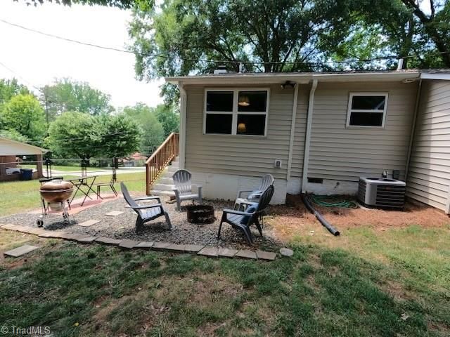 119 Barlow Circle, Winston-salem, NC 27105