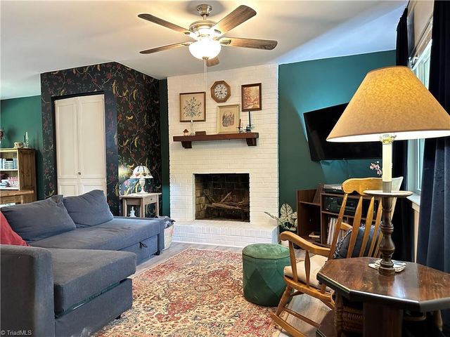 119 Barlow Circle, Winston-salem, NC 27105