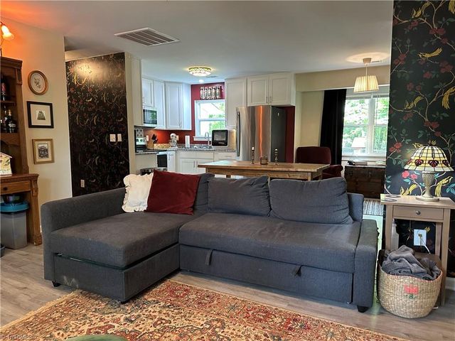 119 Barlow Circle, Winston-salem, NC 27105