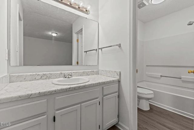 1521 Kara Court, Fayetteville, NC 28304