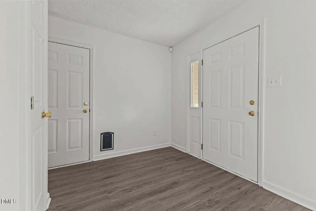 1521 Kara Court, Fayetteville, NC 28304