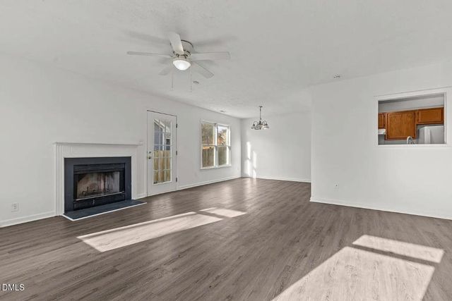1521 Kara Court, Fayetteville, NC 28304
