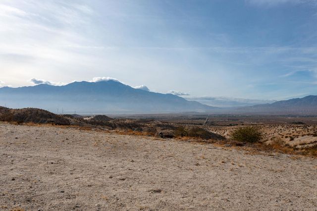 19900 Bennett Road, Desert Hot Springs, CA 92241