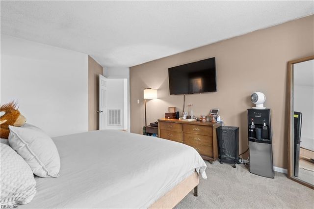 1204 B ST, Suffolk, VA 23434