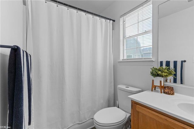 1204 B ST, Suffolk, VA 23434