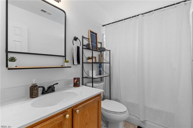 1204 B ST, Suffolk, VA 23434