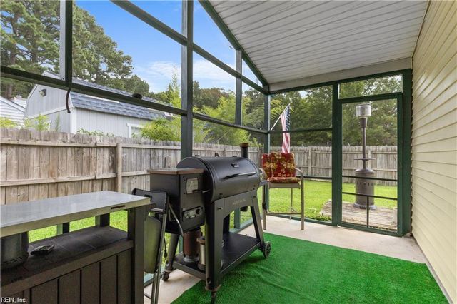 1204 B ST, Suffolk, VA 23434