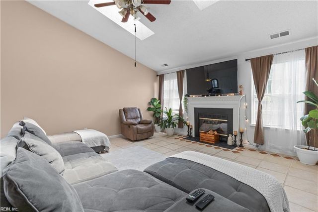 1204 B ST, Suffolk, VA 23434