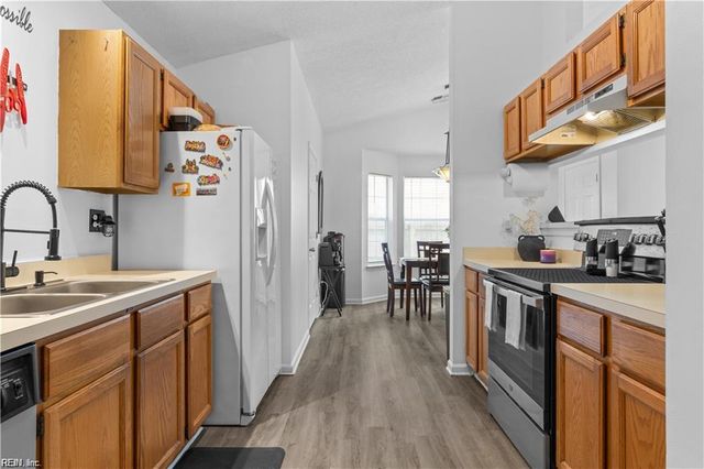 1204 B ST, Suffolk, VA 23434