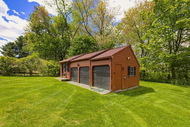 21 Temple Drive, Groton, MA 01450