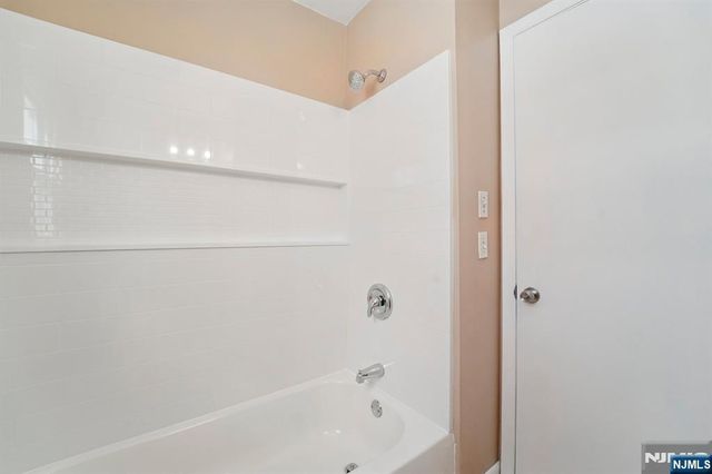 187 OLIVE Avenue, Pompton Lakes, NJ 07442