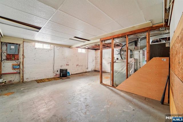 187 OLIVE Avenue, Pompton Lakes, NJ 07442