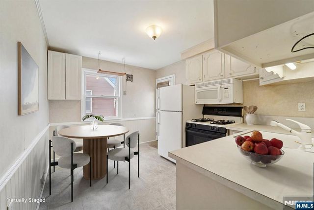 187 OLIVE Avenue, Pompton Lakes, NJ 07442