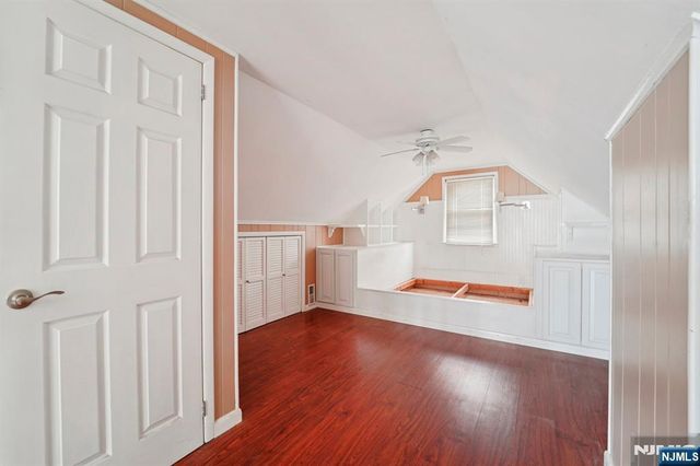 187 OLIVE Avenue, Pompton Lakes, NJ 07442