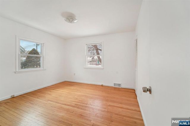 187 OLIVE Avenue, Pompton Lakes, NJ 07442