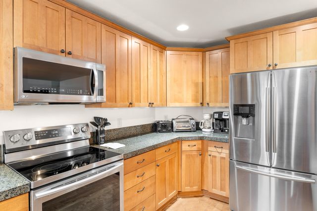 55387 Gross Drive, Bend, OR 97707