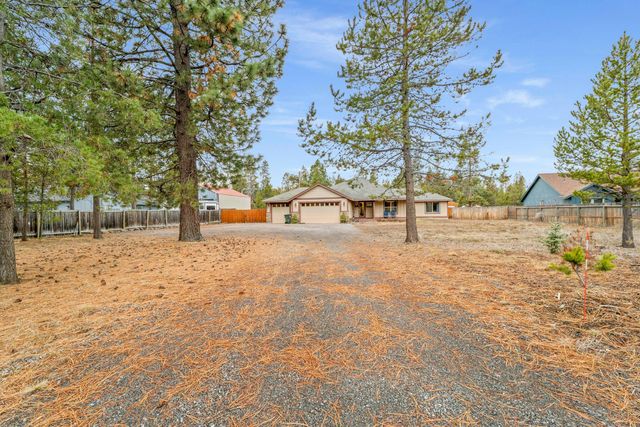 55387 Gross Drive, Bend, OR 97707