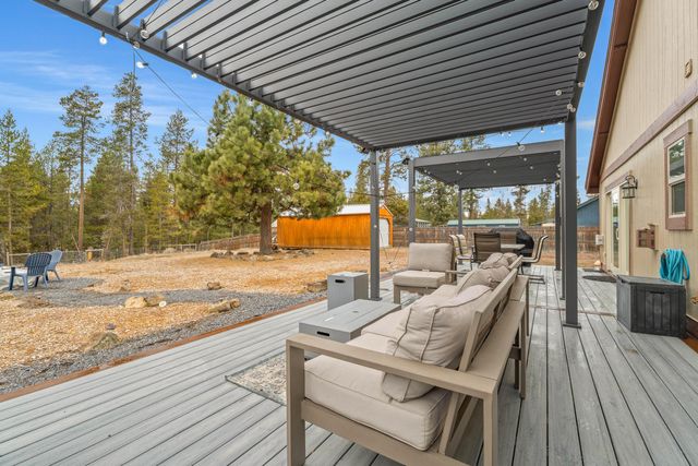 55387 Gross Drive, Bend, OR 97707