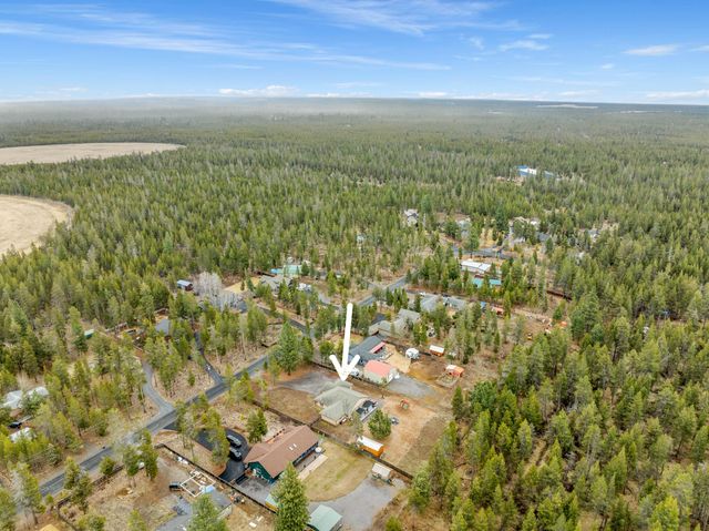 55387 Gross Drive, Bend, OR 97707