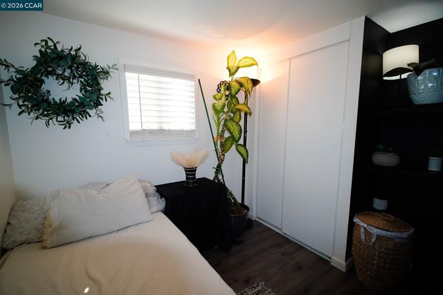 3875 Castro Valley Blvd 32, Castro Valley, CA 94546