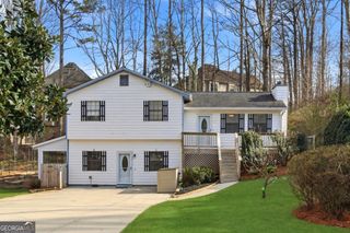 2404 Rhine Court, Lawrenceville, GA 30043