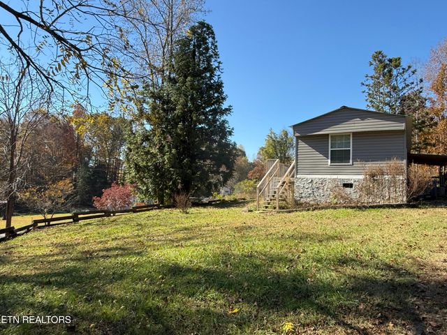 673 Reagan Valley Rd, Tellico Plains, TN 37385