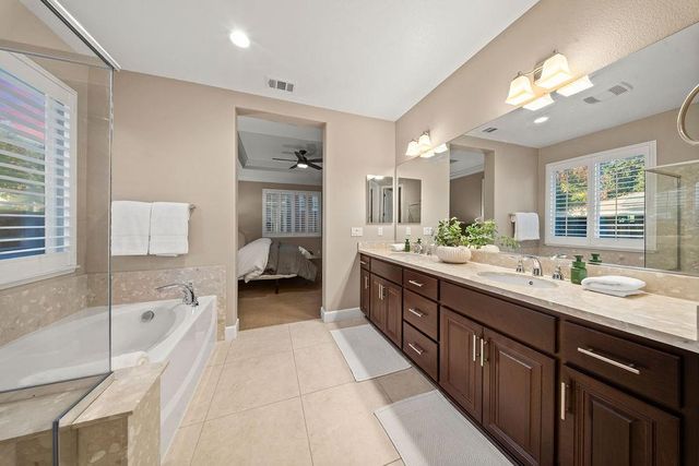1413 Greenbrier Rd, West Sacramento, CA 95691