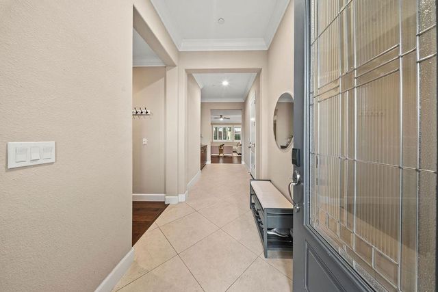 1413 Greenbrier Rd, West Sacramento, CA 95691