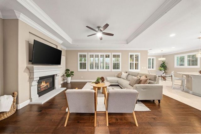 1413 Greenbrier Rd, West Sacramento, CA 95691