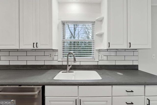 1573 Deerwood Lane, Acworth, GA 30102