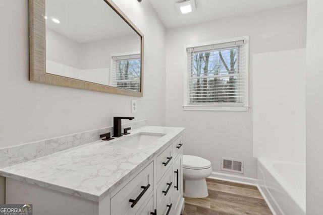 1573 Deerwood Lane, Acworth, GA 30102