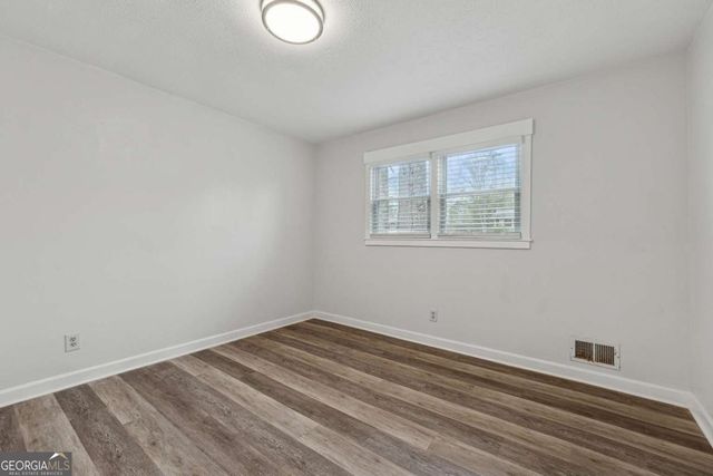 1573 Deerwood Lane, Acworth, GA 30102
