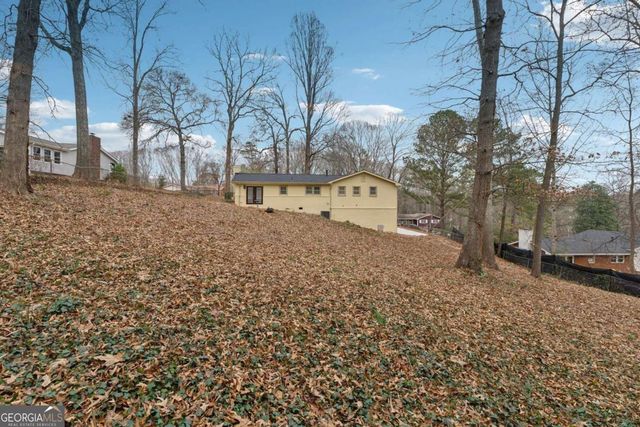 1573 Deerwood Lane, Acworth, GA 30102